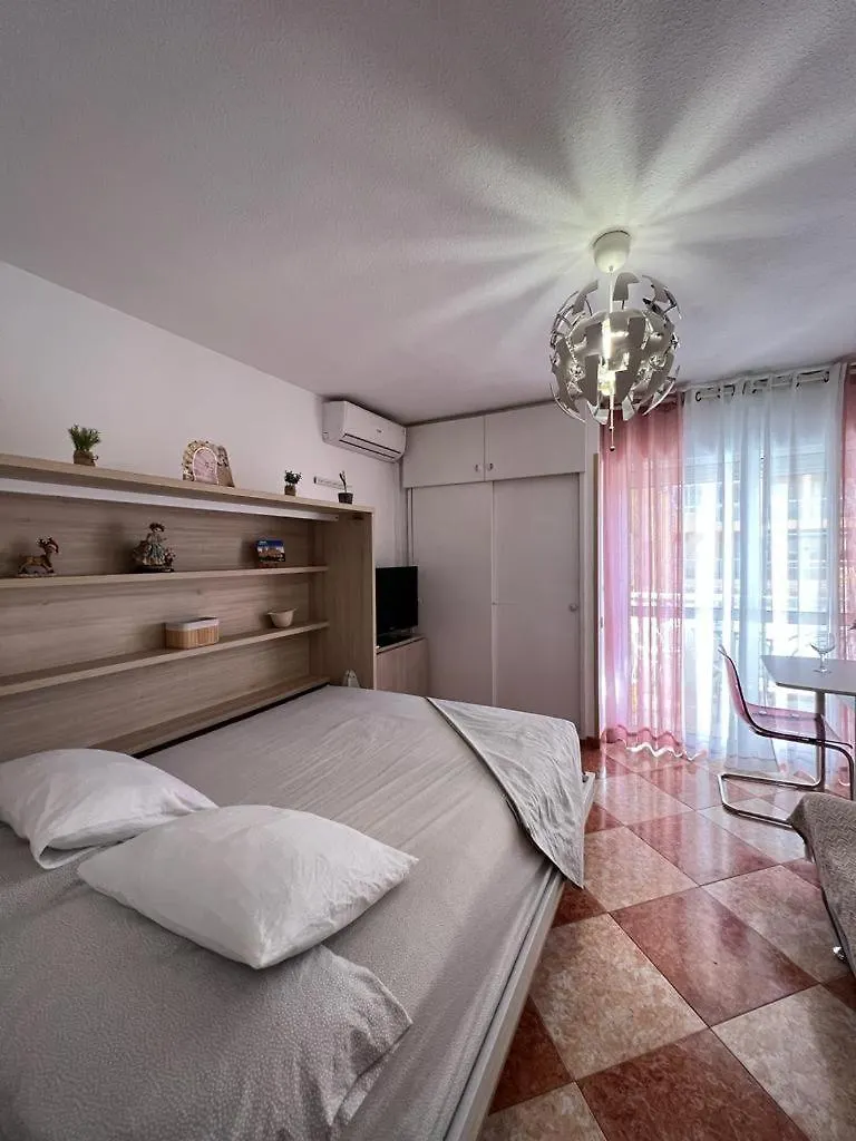 Estudio Muy Centrico Lejlighed Benalmádena 0*,  Spanien